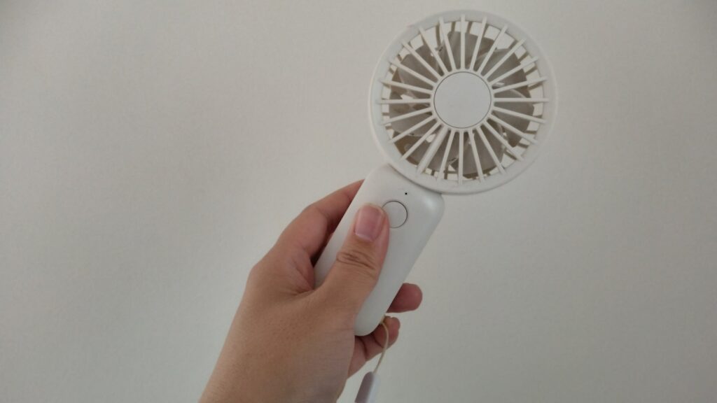 携帯扇風機